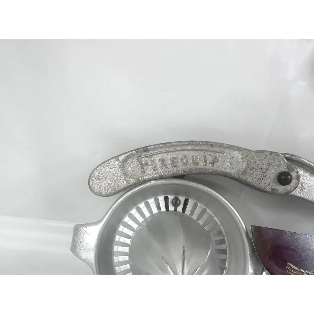 Harley-Davidson Wall Art Garage Decor Motorcycle Juicer Cast Aluminum Chrome
